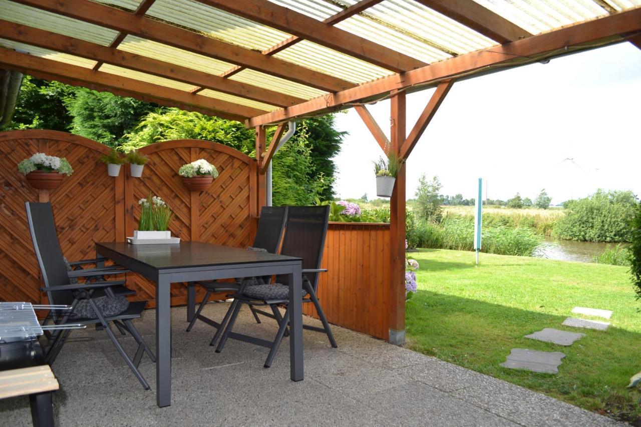 Ferienhaus Am Wasser Hinte Exterior photo